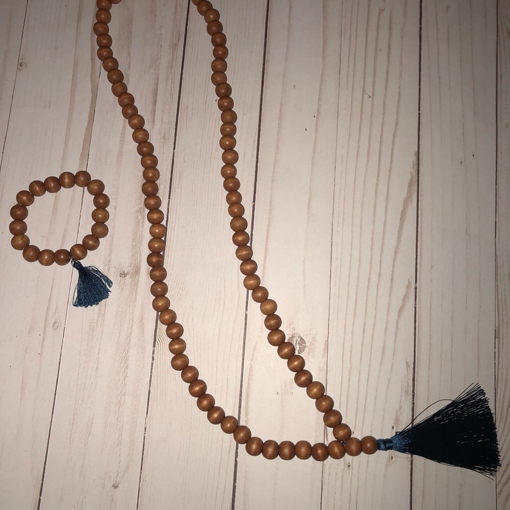 Wooden Necklace and bracelet set